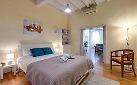 Oriuolo Apartment By Mamo Florence